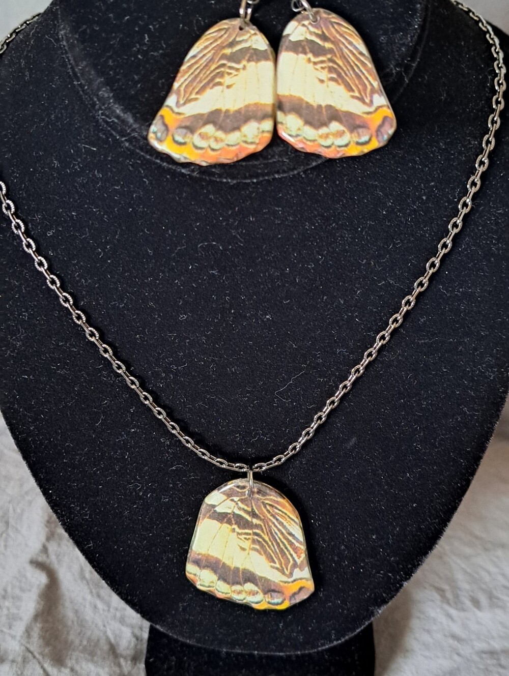 Butterfly Wing Necklace and Earring Set